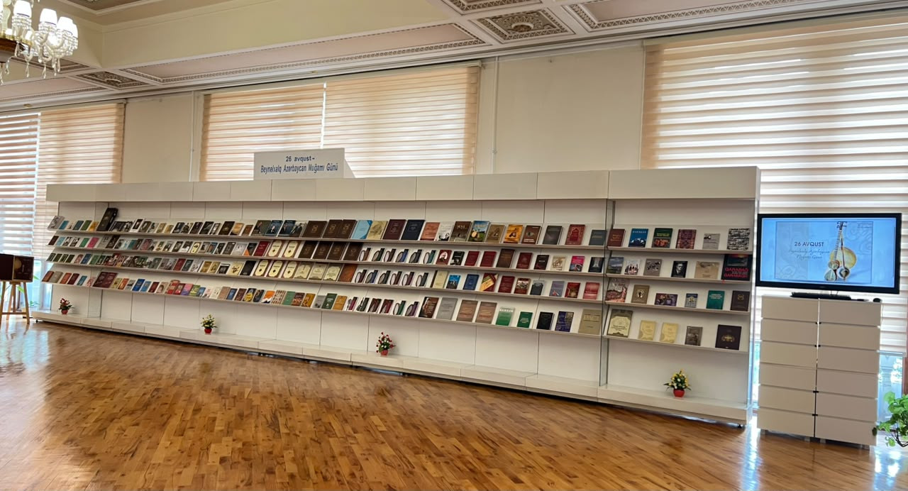 Milli Kitabxanada “Beynəlxalq Azərbaycan Muğamı Günü ” adlı virtual və eyniadlı ənənəvi kitab sərgisi istifadəçilərə təqdim olunub