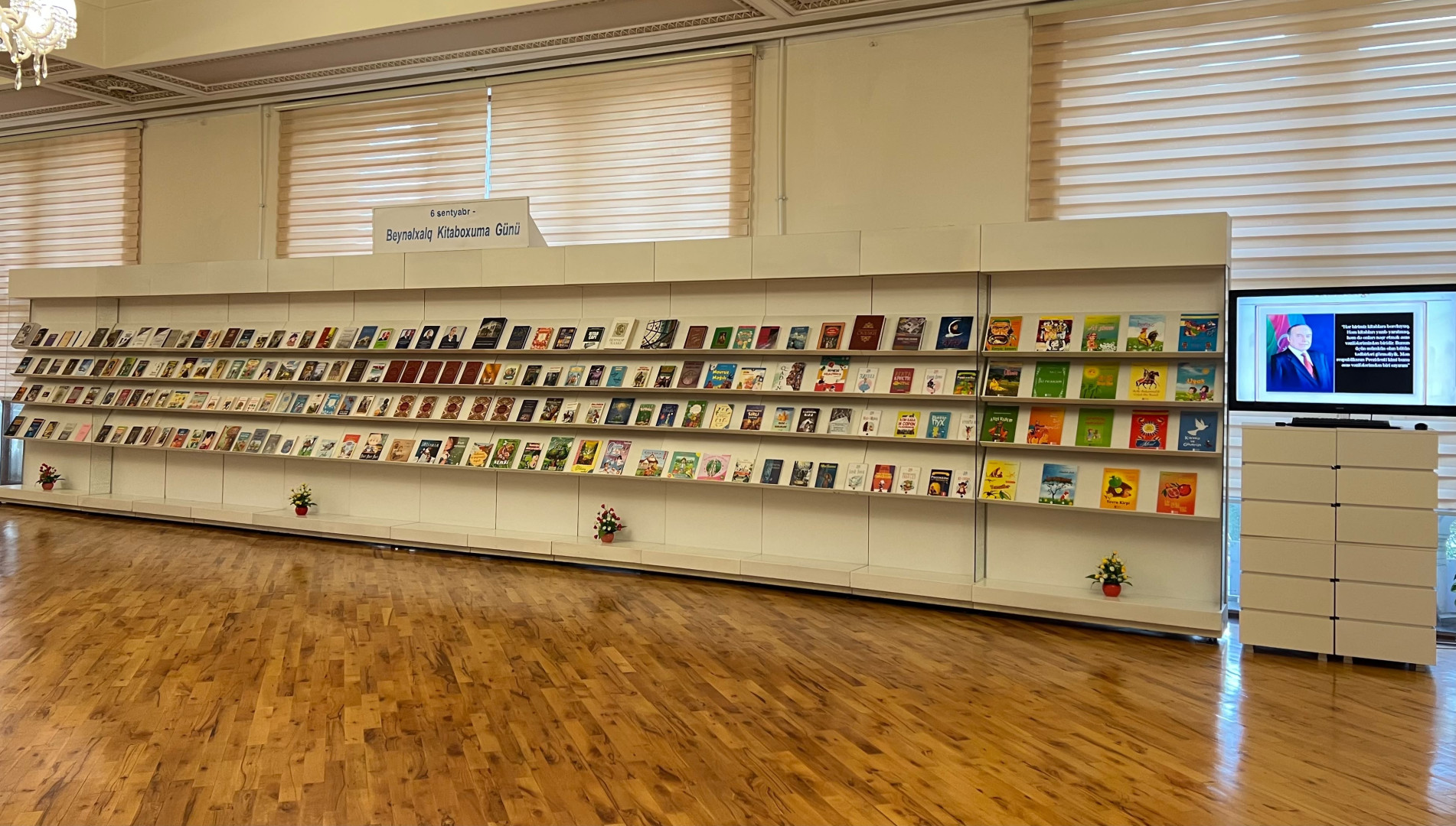 Milli Kitabxanada “6 sentyabr – Beynəlxalq Kitaboxuma Günü” adlı virtual və eyniadlı ənənəvi kitab sərgisi istifadəçilərə təqdim olunub