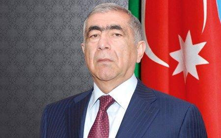 57 yaşında ali məktəb bitirən Saleh Məmmədov haqda maraqlı fakt