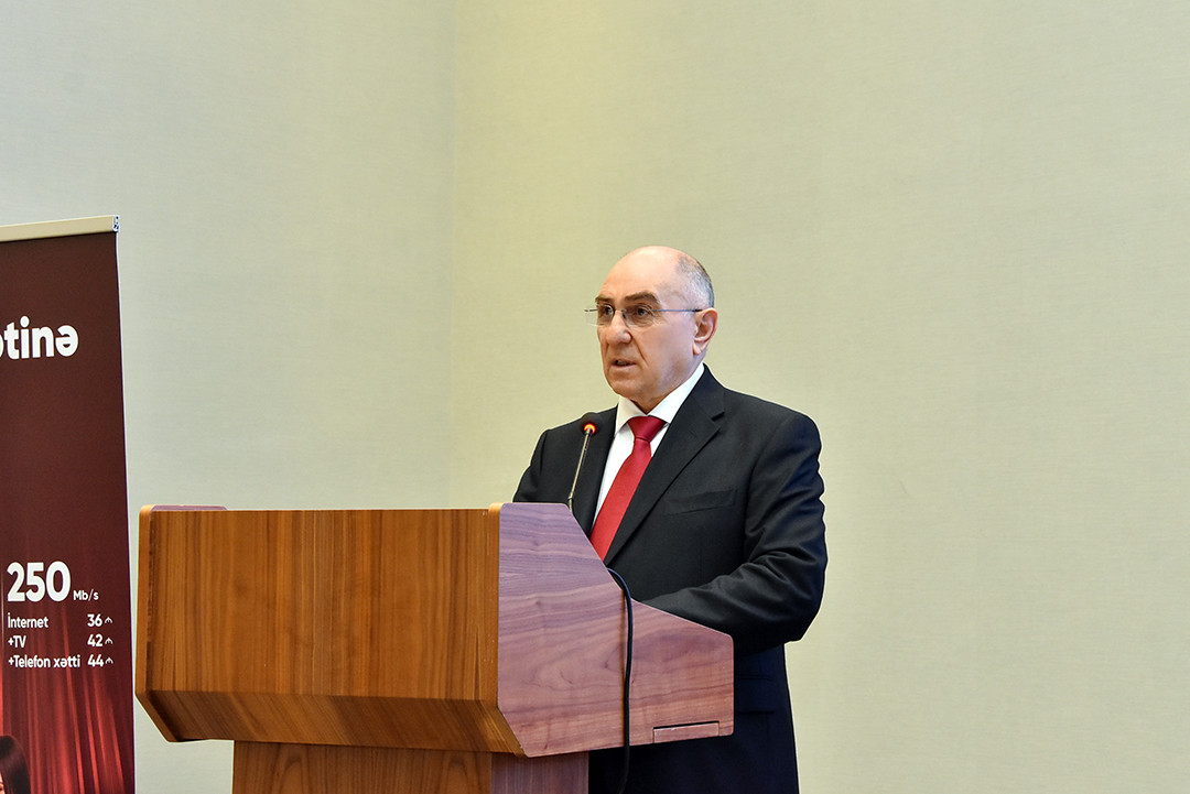 Akademik Rasim Əliquliyev: “Ölkəmizdə rəqəmsal inkişaf sahəsində həyata keçirilən dövlət siyasəti dialoq platforması kimi Milli Süni İntellekt Forumunun yaradılmasını zəruri edir”