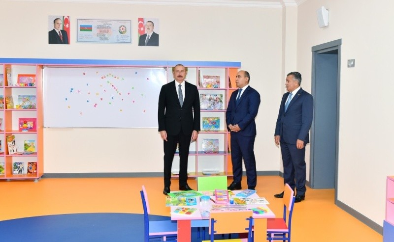 Prezident Xırdalan şəhər 11 nömrəli tam orta məktəbin yeni binasının açılışında iştirak edib
