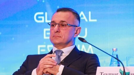 Nazir iki yeni prorektor təyin etdi -