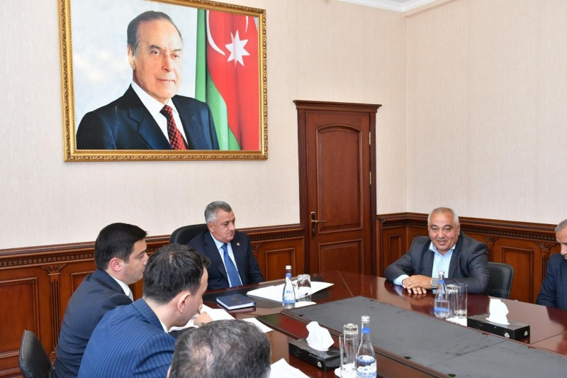 Abşeron rayonunda sahibkarlarla görüş keçirildi -