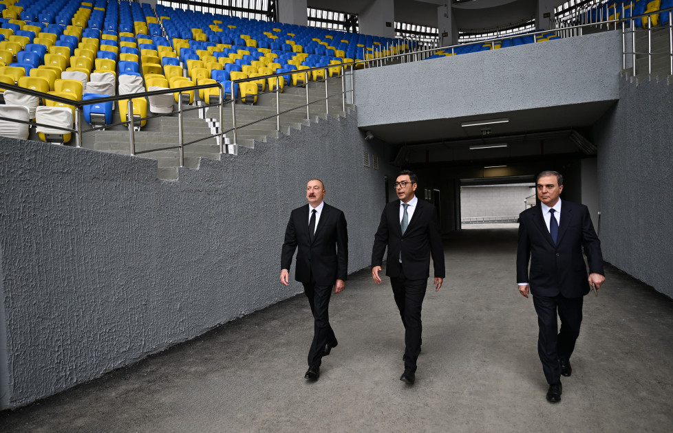 Prezident Gəncə şəhər stadionunun açılışında