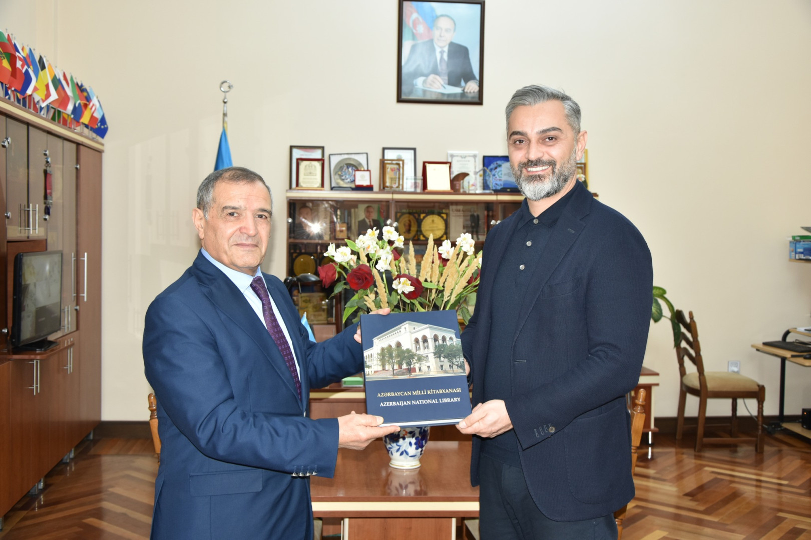 Albaniya Respublikasının Azərbaycandakı fövqəladə və səlahiyyətli səfiri Besart Kadia və Albaniya Respublikası səfirliyinin diplomatı Dr. Dorian Koçi Milli Kitabxananın qonağı olub