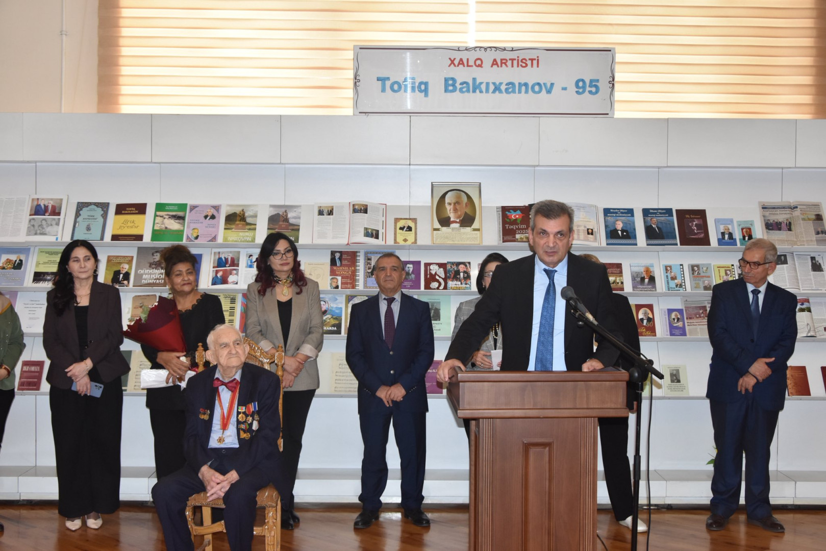 Azərbaycan Milli Kitabxanasında Tofiq Bakıxanovun 95 illik yubileyinə həsr olunmuş tədbir keçirilib