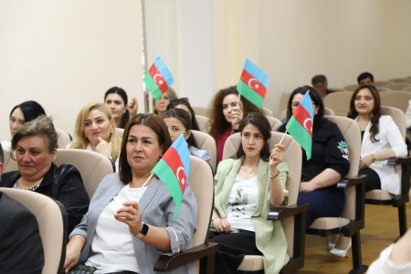 Bitki Mühafizə və Texniki Bitkilər Elmi-Tədqiqat İnstitutunda 28 May – Müstəqillik Gününə həsr olunmuş rəsmi tədbir keçirilib