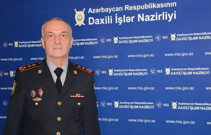 DİN:"Sabahdan küçə, bulvar, park və digər açıq ictimai yerlərdə maska taxmaq məcburidir"