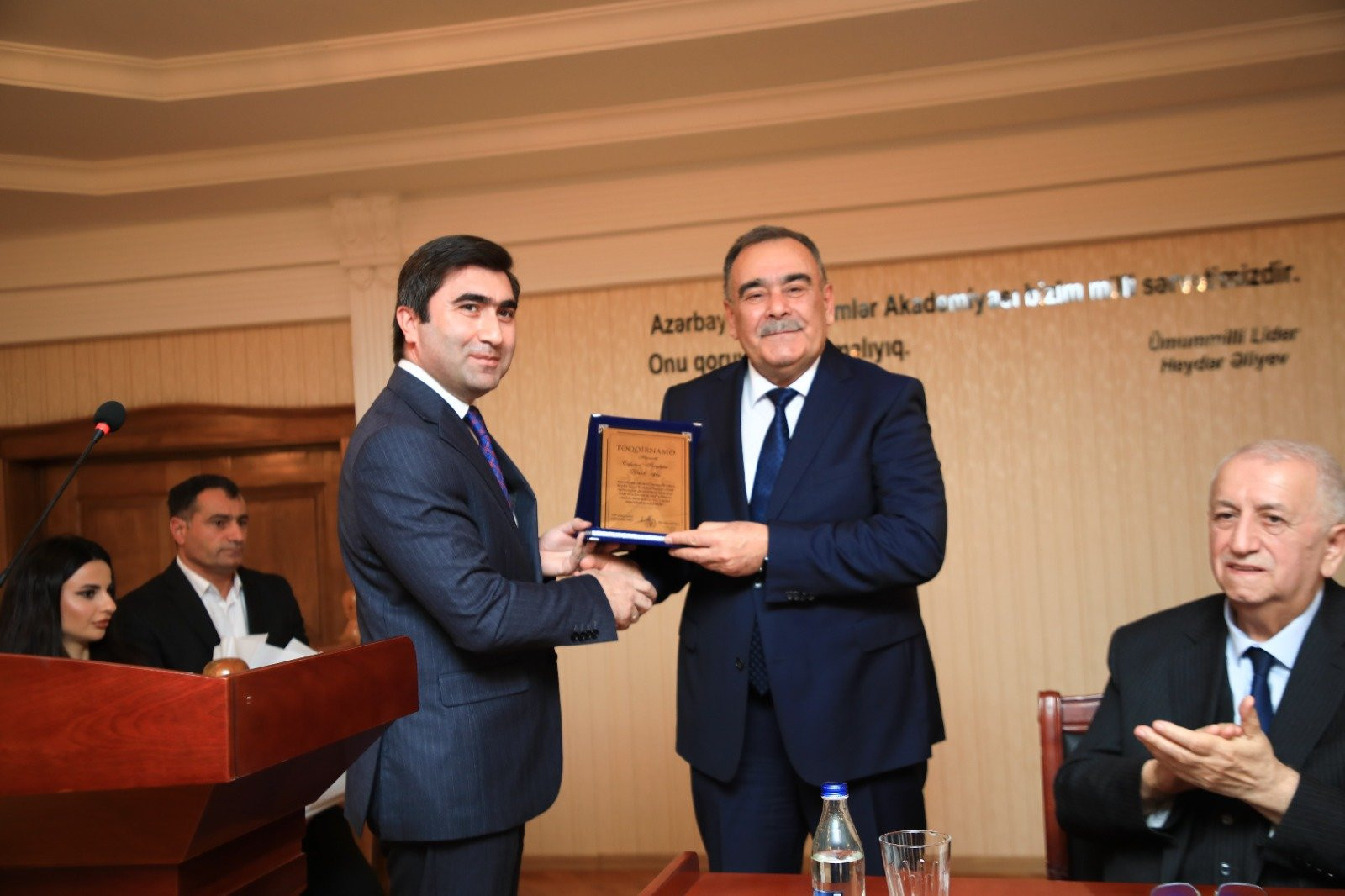 AMEA-nın Gəncə bölməsində professor İbrahim Cəfərovun 70 illik yubileyi keçirilib