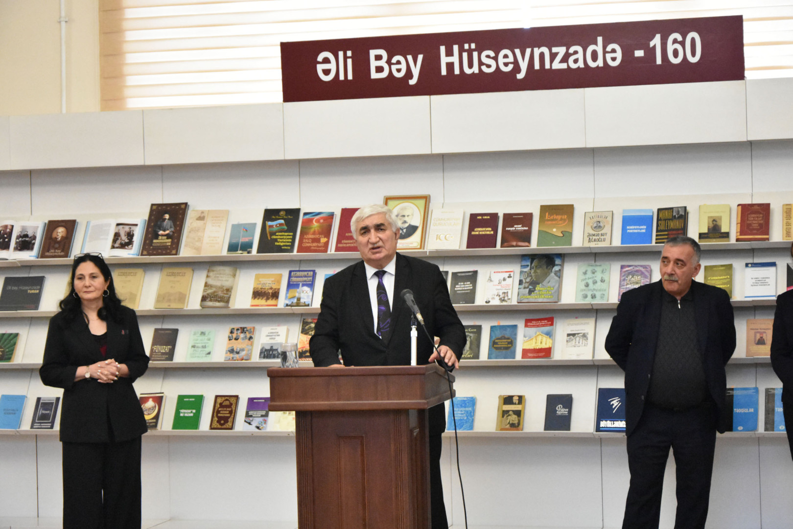 Əli bəy Hüseynzadənin anadan olmasının 160 illik yubileyi münasibətilə kitab sərgisinin açılış mərasimi keçirilib