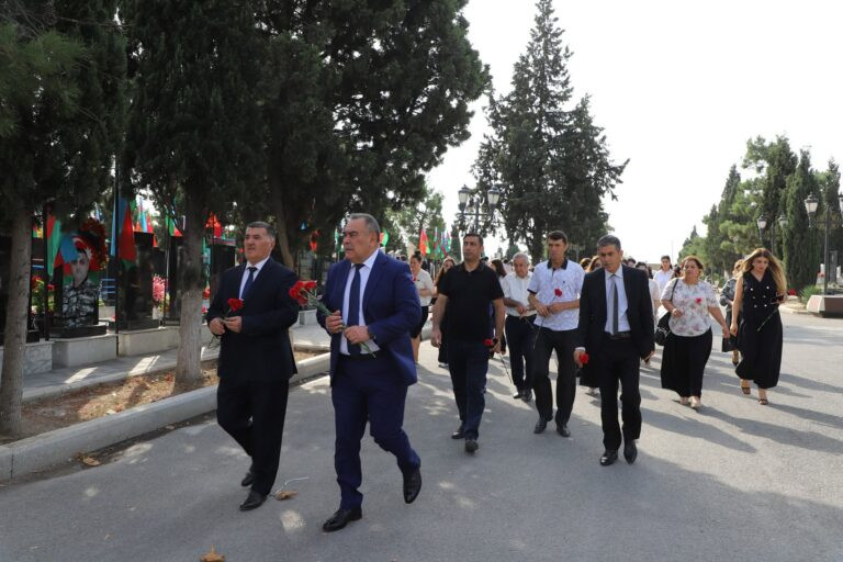 Bitki Mühafizəsi və Texniki Bitkilər Elmi-Tədqiqat İnstitutunda 27 Sentyabr – Anım Gününə həsr olunmuş tədbir keçirilib