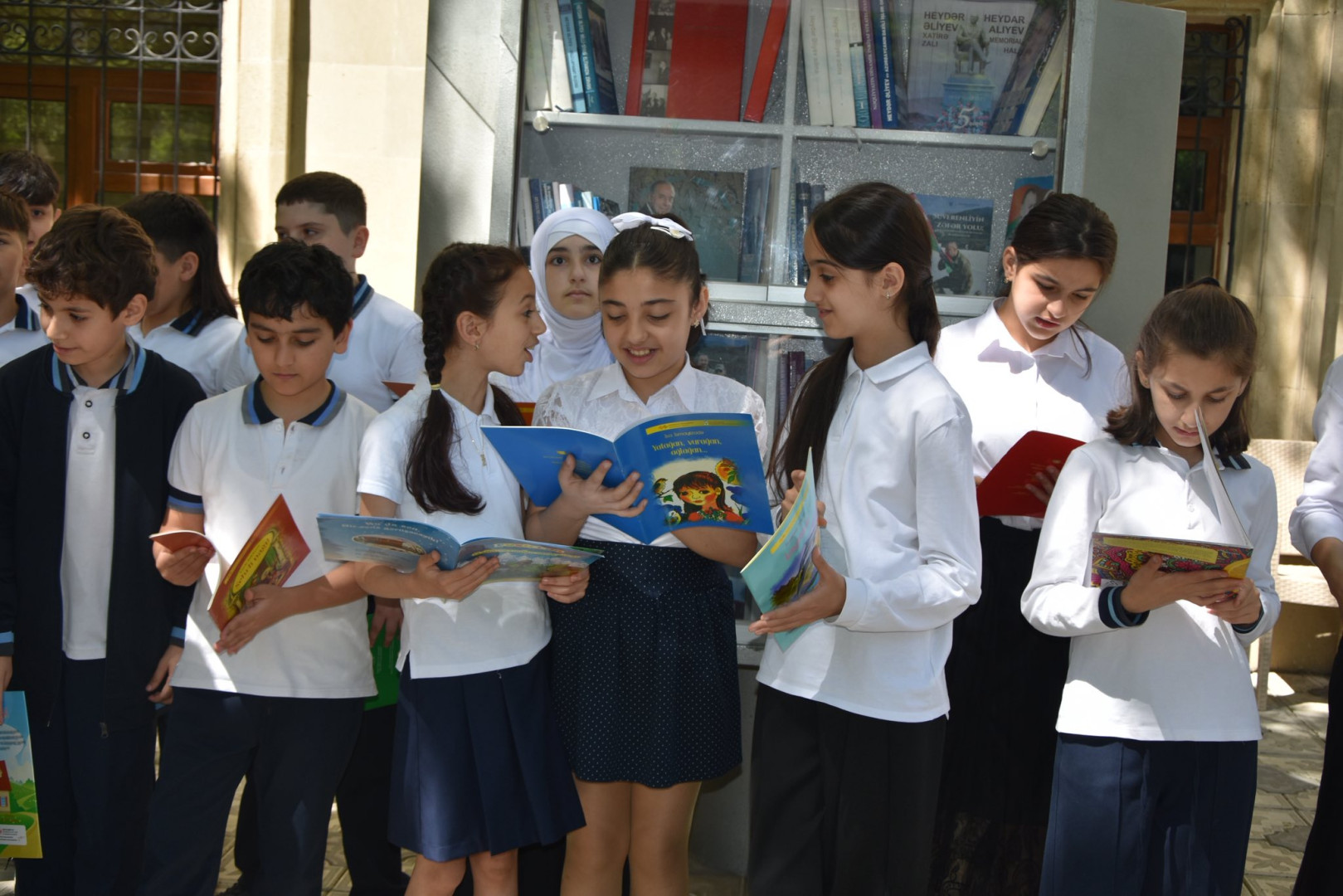 Milli Kitabxananın nəzdində fəaliyyət göstərən Açıq Kitabxanada 1 İyun - Uşaqların Beynəlxalq Müdafiəsi Gününə həsr edilmiş tədbir keçirilib