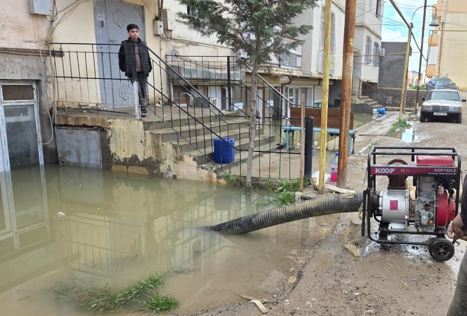 Abşeronda yağışın fəsadları aradan qaldırılır