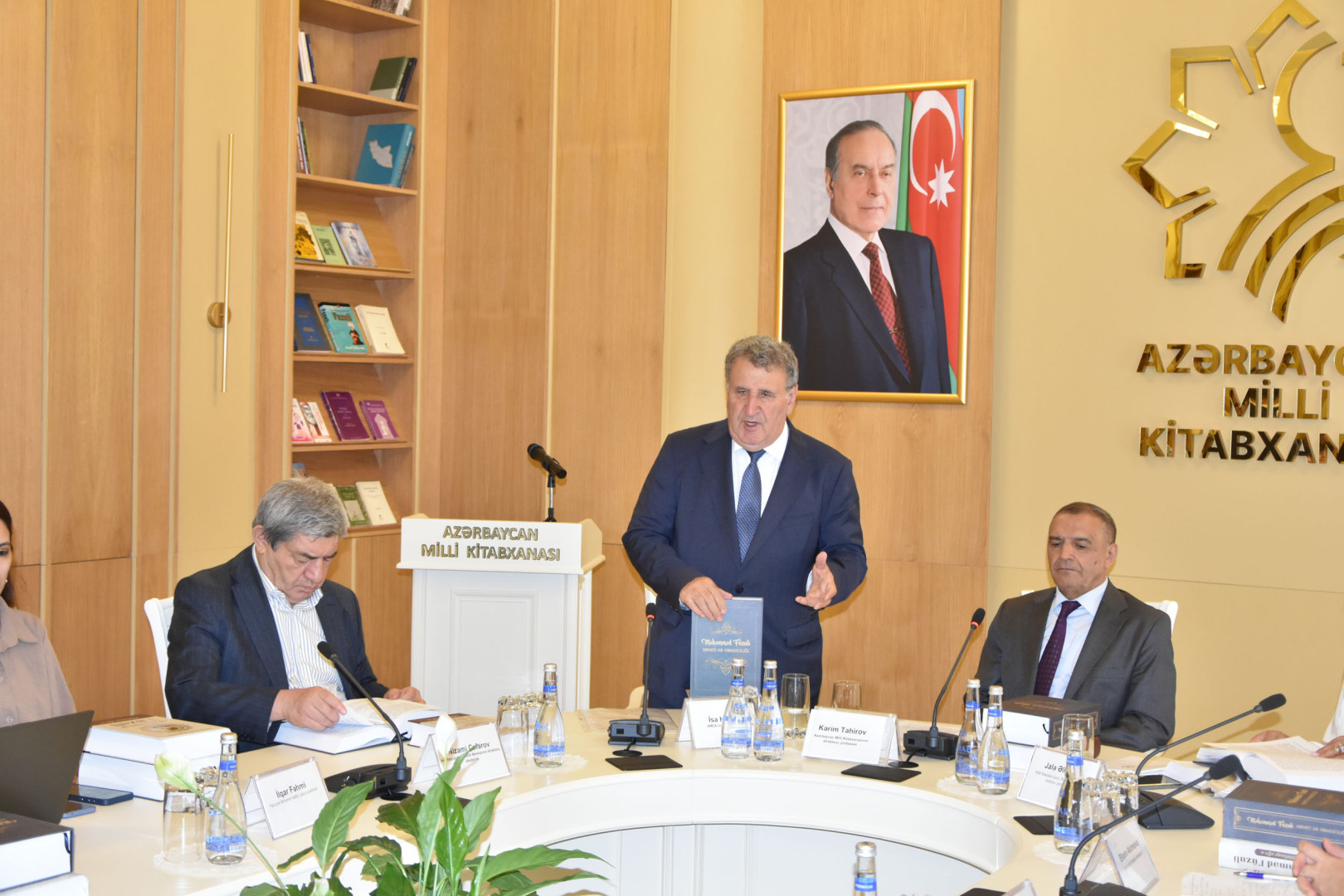 Milli Kitabxanada “Məhəmməd Füzuli. Biblioqrafiya” və “Məhəmməd Füzuli. Həyatı və yaradıcılığı” kitablarının təqdimat mərasimi keçirilib