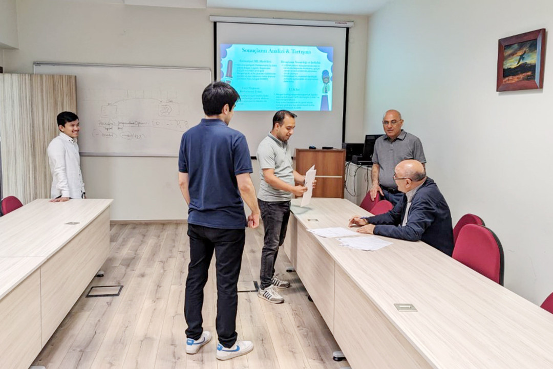 AMEA-nın müxbir üzvü Ramiz Alıquliyev Ankara Universitetində elmi ezamiyyətdə olub