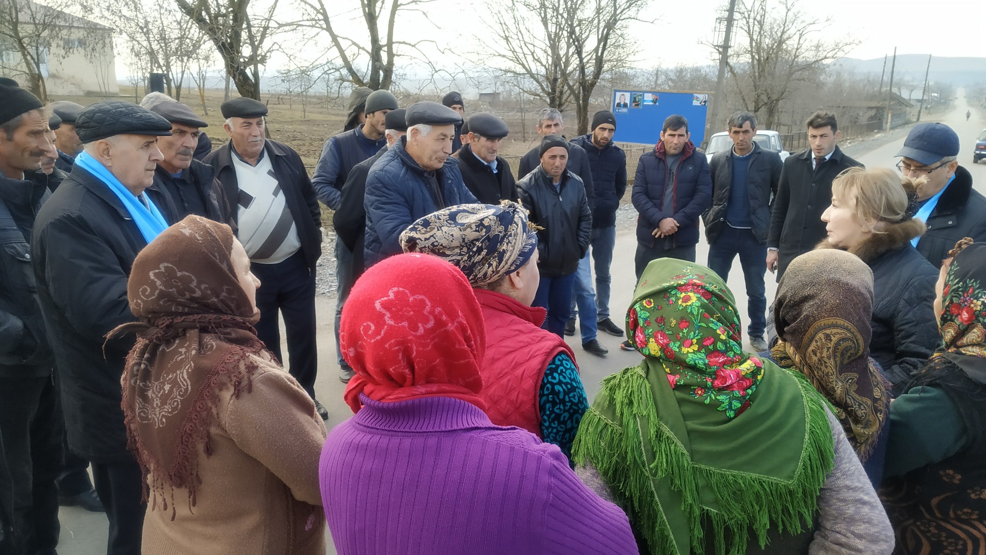 Aqiyə Naxçıvanlı daha bir neçə ucqar kənddə seçicilərlə görüşdü