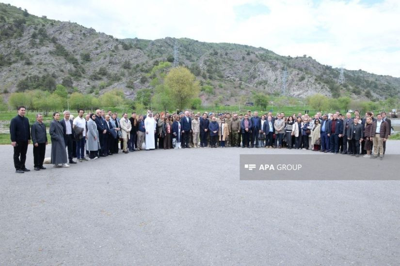 Hikmət Hacıyev xarici diplomatların Laçına səfərini paylaşdı