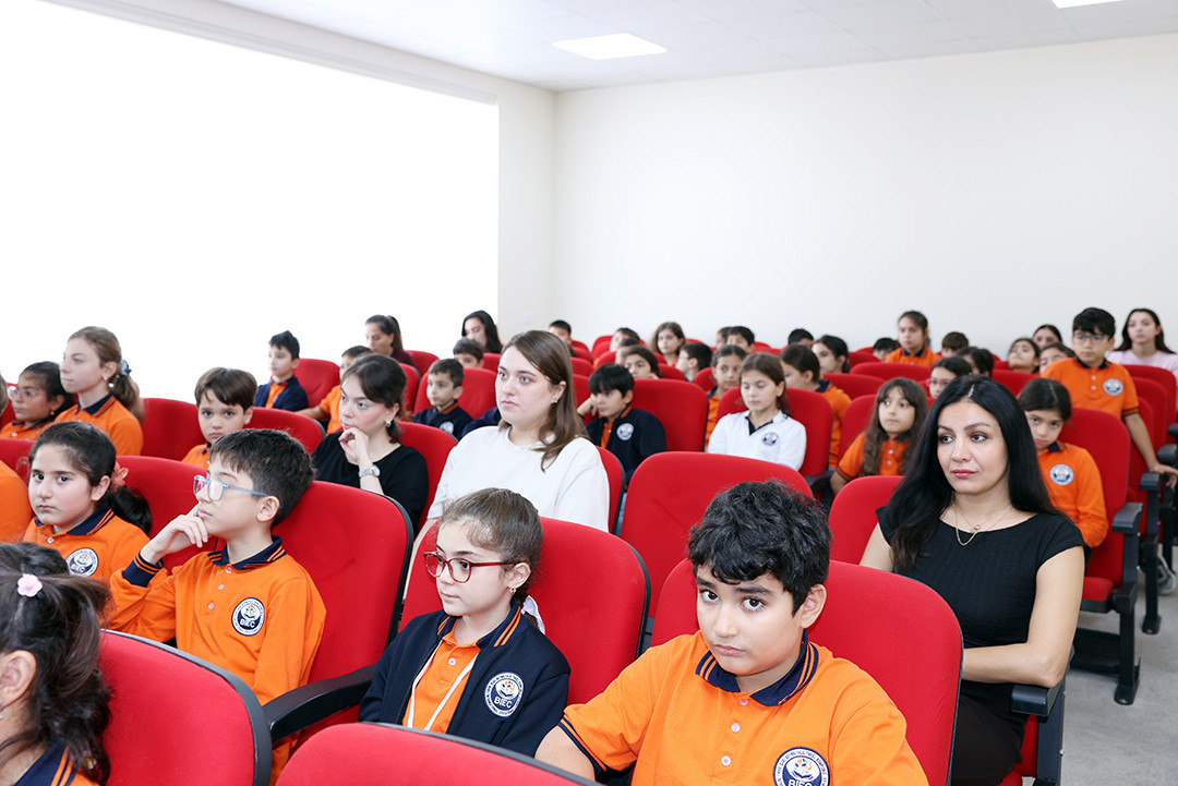 Bakı Beynəlxalq Təhsil Kompleksində süni intellekt və kibertəhlükəsizlik mövzusunda görüş təşkil olunub