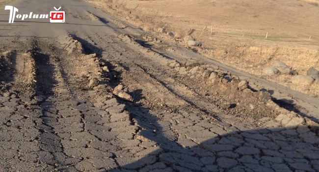 Prezidentin hələ açılışını etmədiyi yol dağıldı...