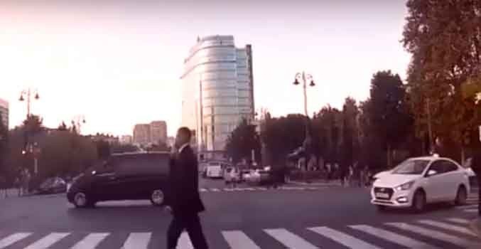 Hüquq müdafiəçisi Oqtay Gülalıyevin vurulma anı