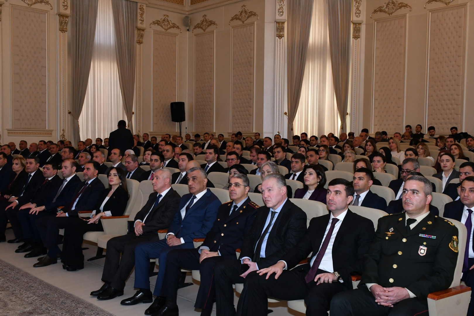 Abşeronda 2025-ci ilin sosial-iqtisadi inkişafının yekunlarına və qarşıda duran vəzifələrə həsr olunan hesabat yığıncağı keçirilib