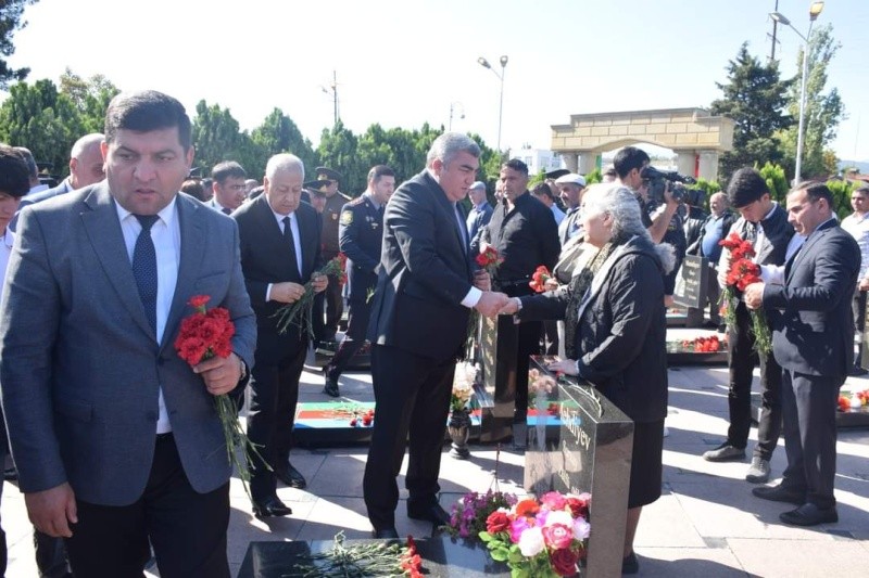 “27 Sentyabr - Anım Günü” münasibətilə Qubada Şəhidlər Xiyabanı ziyarət edilib