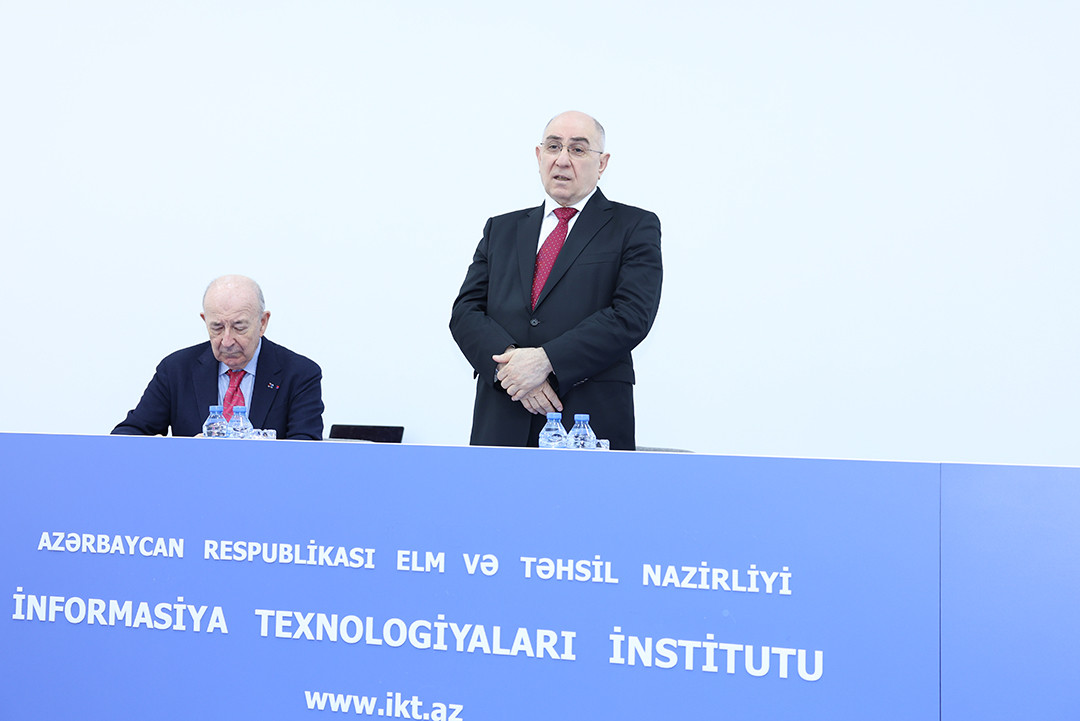 Dünyaşöhrətli alim Erol Qelenbe İnformasiya Texnologiyaları İnstitutunun elmi seminarında məruzə edib