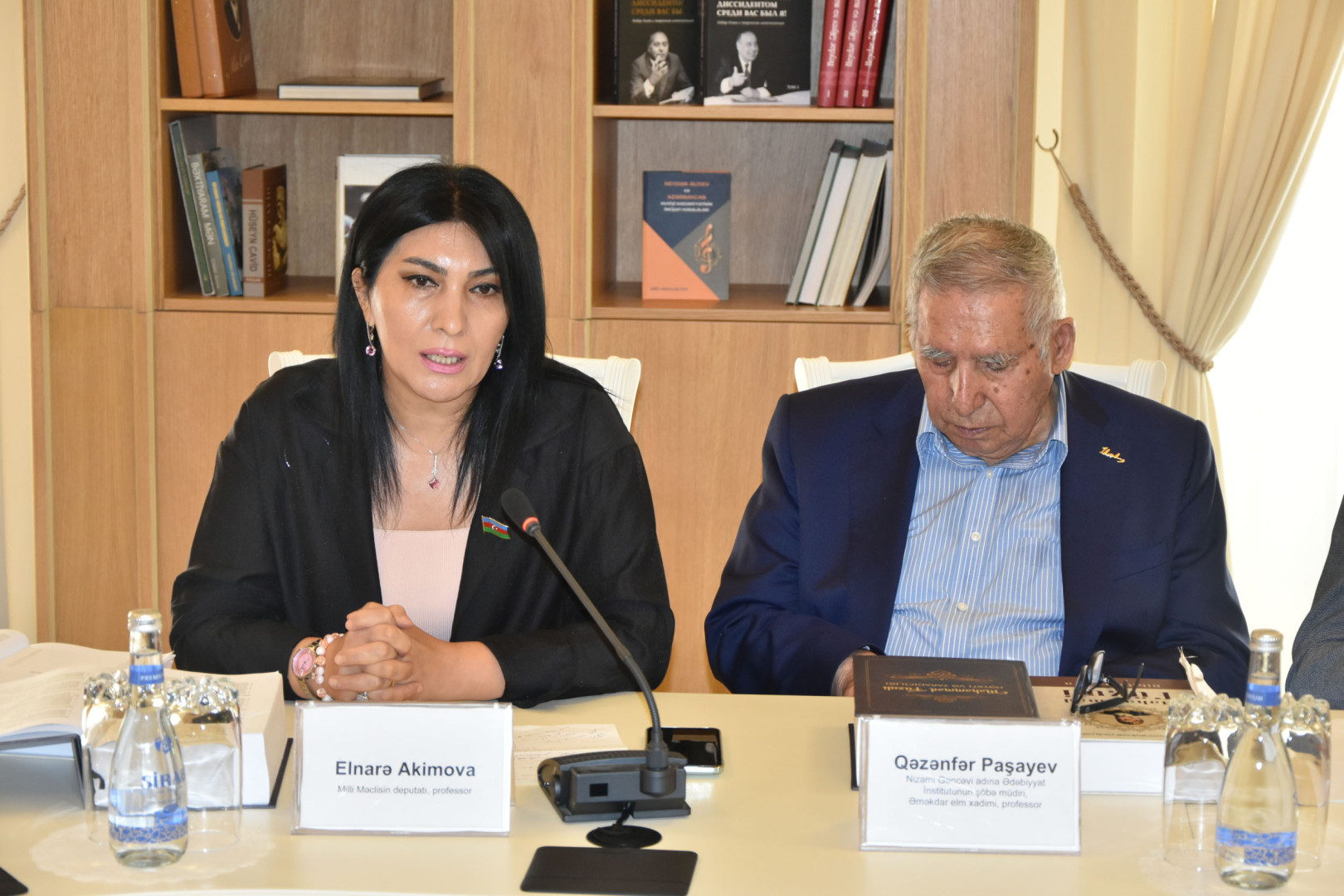 Milli Kitabxanada “Məhəmməd Füzuli. Biblioqrafiya” və “Məhəmməd Füzuli. Həyatı və yaradıcılığı” kitablarının təqdimat mərasimi keçirilib