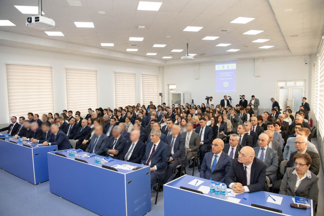 “Dövlətin kibersuverenliyinin təmin olunmasının elmi-praktiki problemləri” mövzusunda respublika konfransı keçirilib