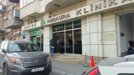 Daha bir estetik əməliyyat faciəsi: Baş həkim həmkarının burnunu tanınmaz hala saldı -