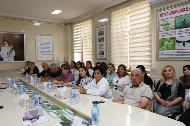 Elmi-Tədqiqat İnstitutunda 20 Sentyabr – Dövlət Suverenliyi Gününə həsr olunmuş tədbir keçirilib