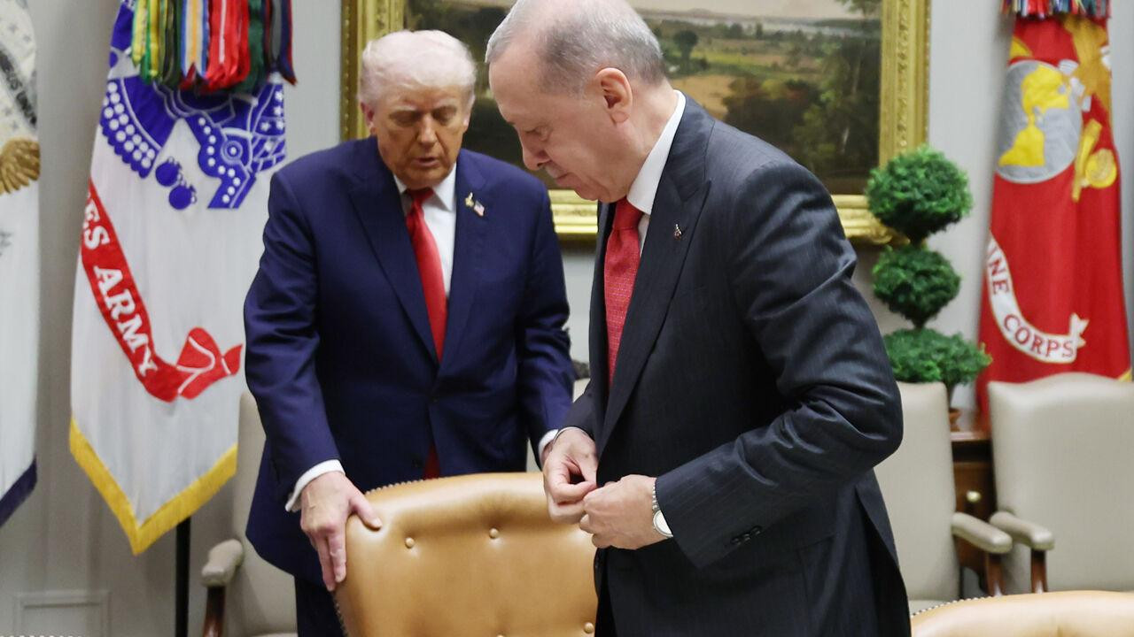 Trampdan Ərdoğana maraqlı jest -