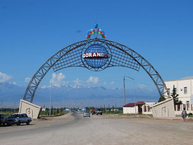Goranboyda icra hakimiyyətinin binasına yürüş