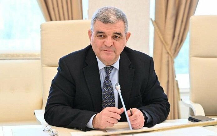 Fazil Mustafa Aqil Abbasın çıxışı və Sahibə Qafarovanın cavabından danışdı: “Nədir bu saxta həmrəylik, təəssübkeşlik…”