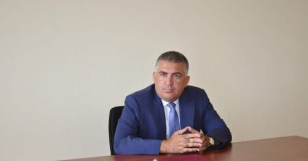 Şabranın icra başçısı 2 yerli sakini məhkəməyə verdi - Arpanı alıb, pulunu vermir