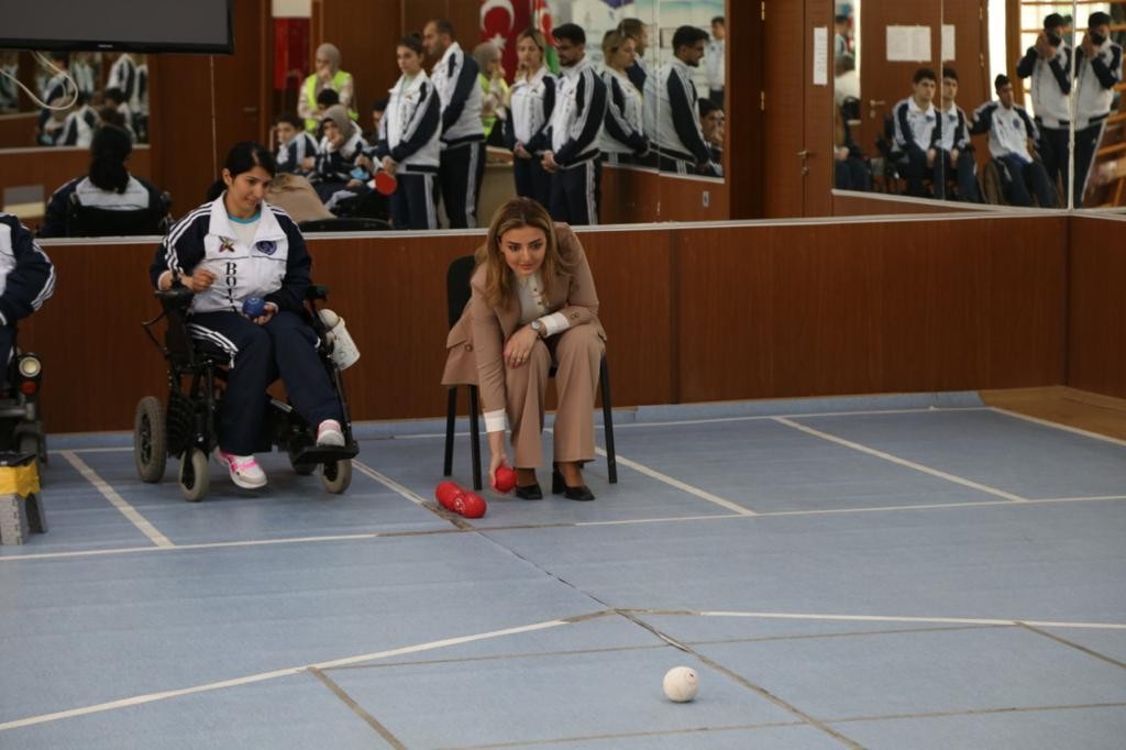 Könül Nurullayeva Boccia İdman Federasiyasının idmançı və rəhbər heyəti ilə görüşüb