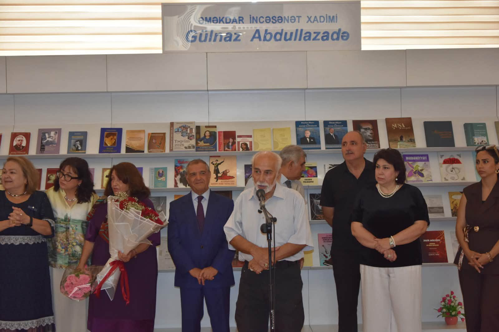 Milli Kitabxanada Bakı Musiqi Akademiyasının elmi-tədqiqat və yaradıcılıq işləri üzrə prorektoru, bəstəkar-musiqişünas, filosof, fəlsəfə elmləri doktoru, professor Gülnaz Abdullazadənin 80 illik yubileyinə həsr olunmuş tədbir keçirilib