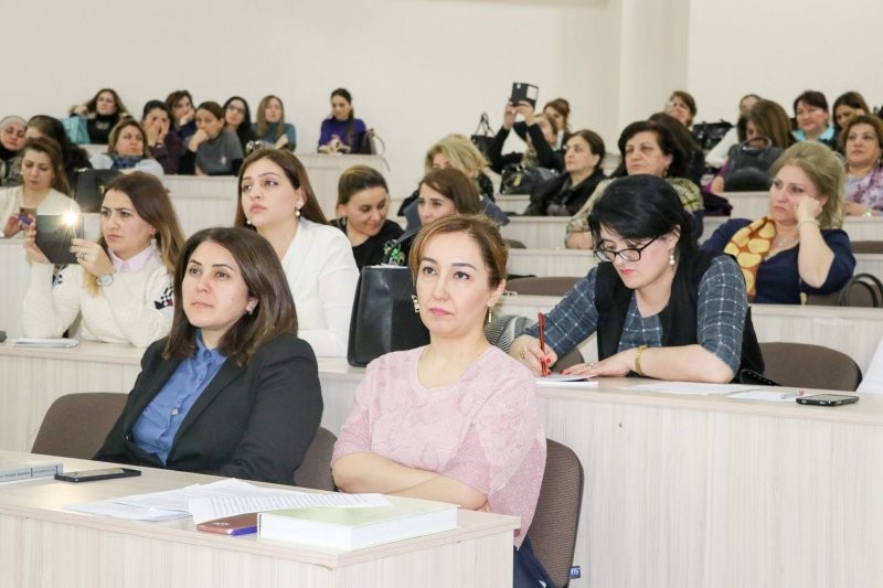 Qərbi Kaspi Universitetində Kimya-biologiya müəllimlərinin Forumu keçirilib