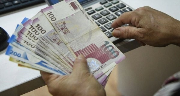 AMEA-da bu şəxslərə pul mükafatı verilib