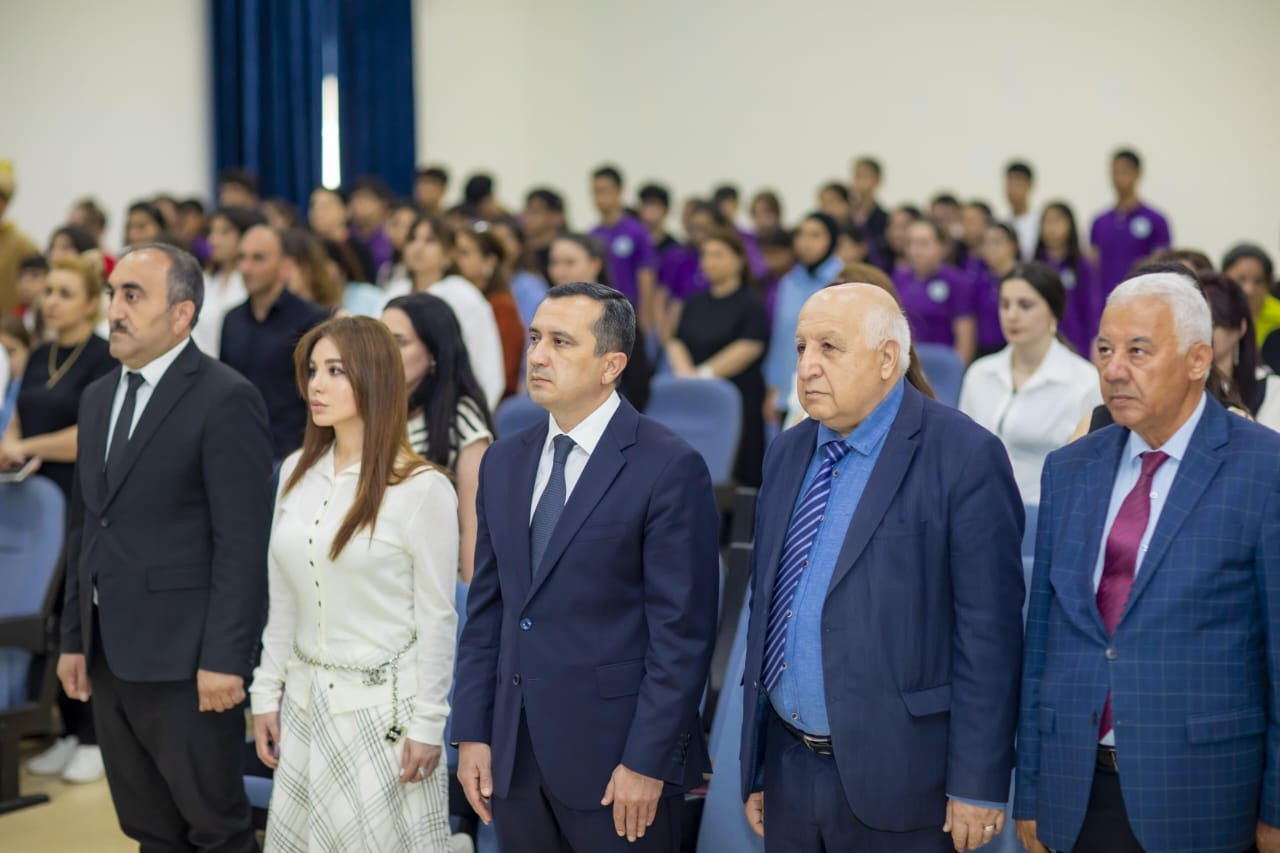 Şəmkirdə sözün günəşi yenidən doğdu:Poeziyanın işığında bir məktəb, bir xalq, bir millətin yaddaşı dilə gəldi