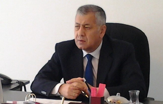 Deputat icra başçılarının cəzalandırılacağını deyir: