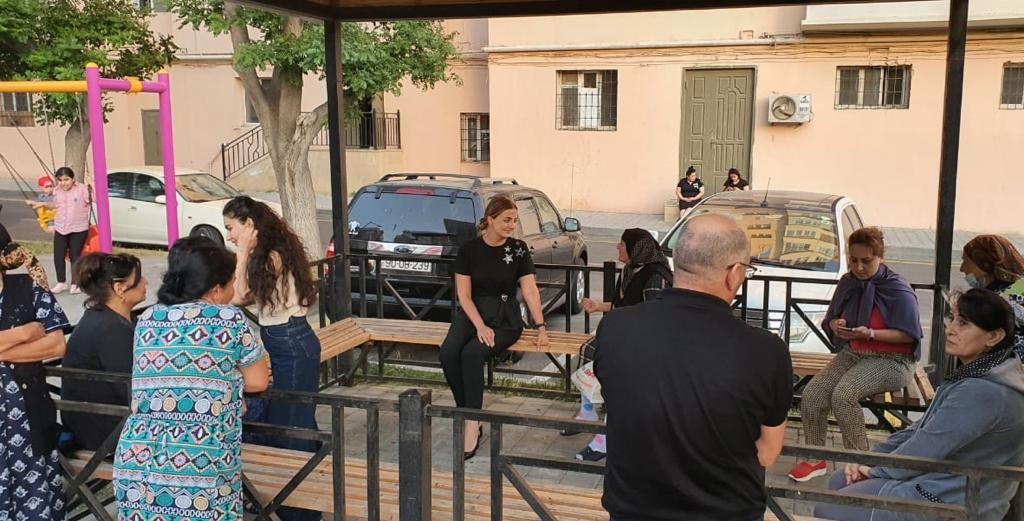 Milli Məclisin deputatı Könül Nurullayeva Nizami rayonu sakinləri ilə növbəti səyyar görüşünü keçirib