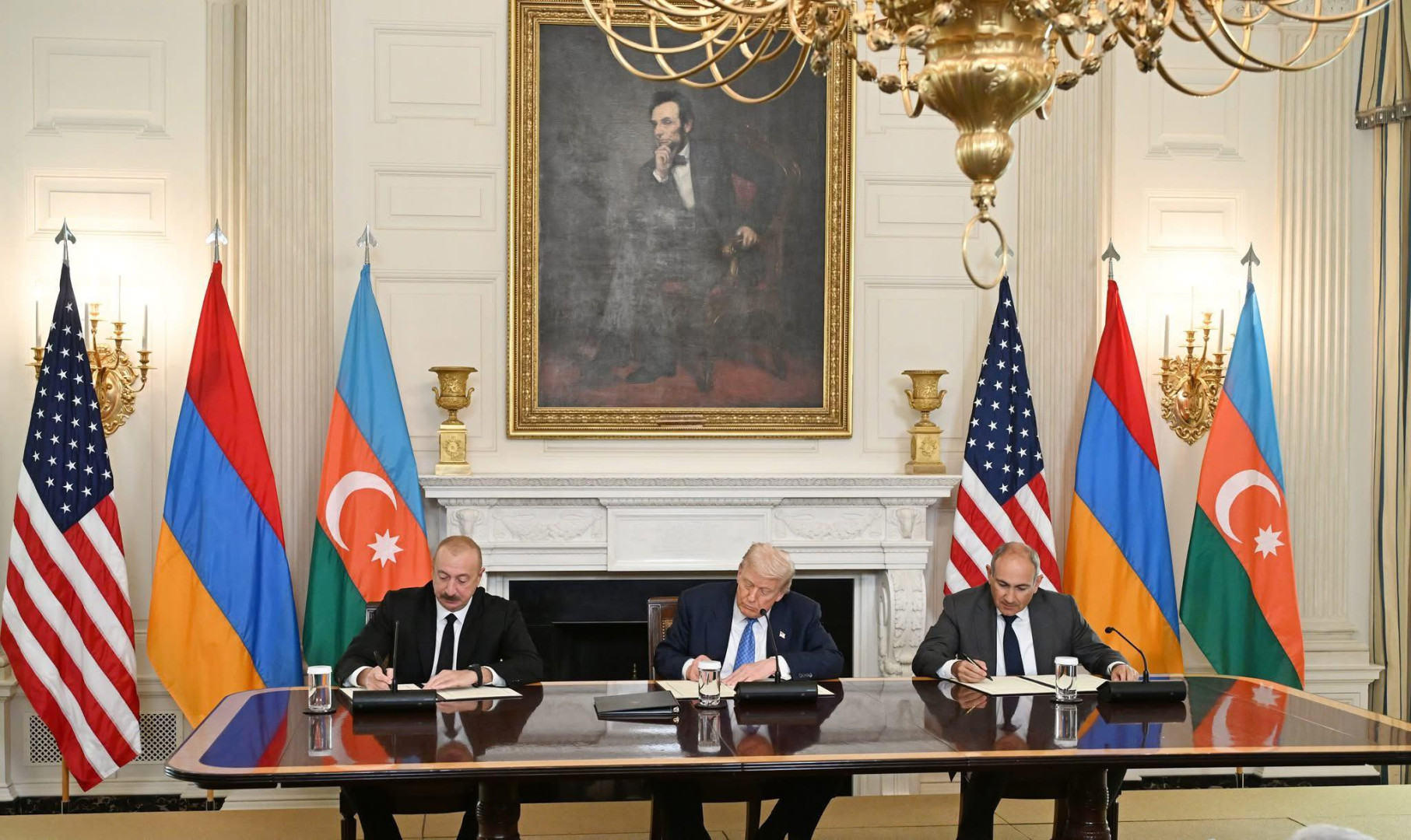 "Vaşinqton anlaşması bütün dünyaya göstərdi ki,.."-