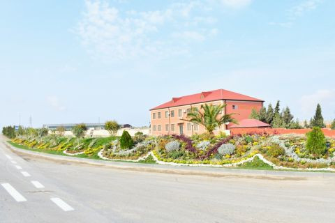 Abşeron rayonunda genişmiqyaslı abadlıq-quruculuq işləri davam etdirilir