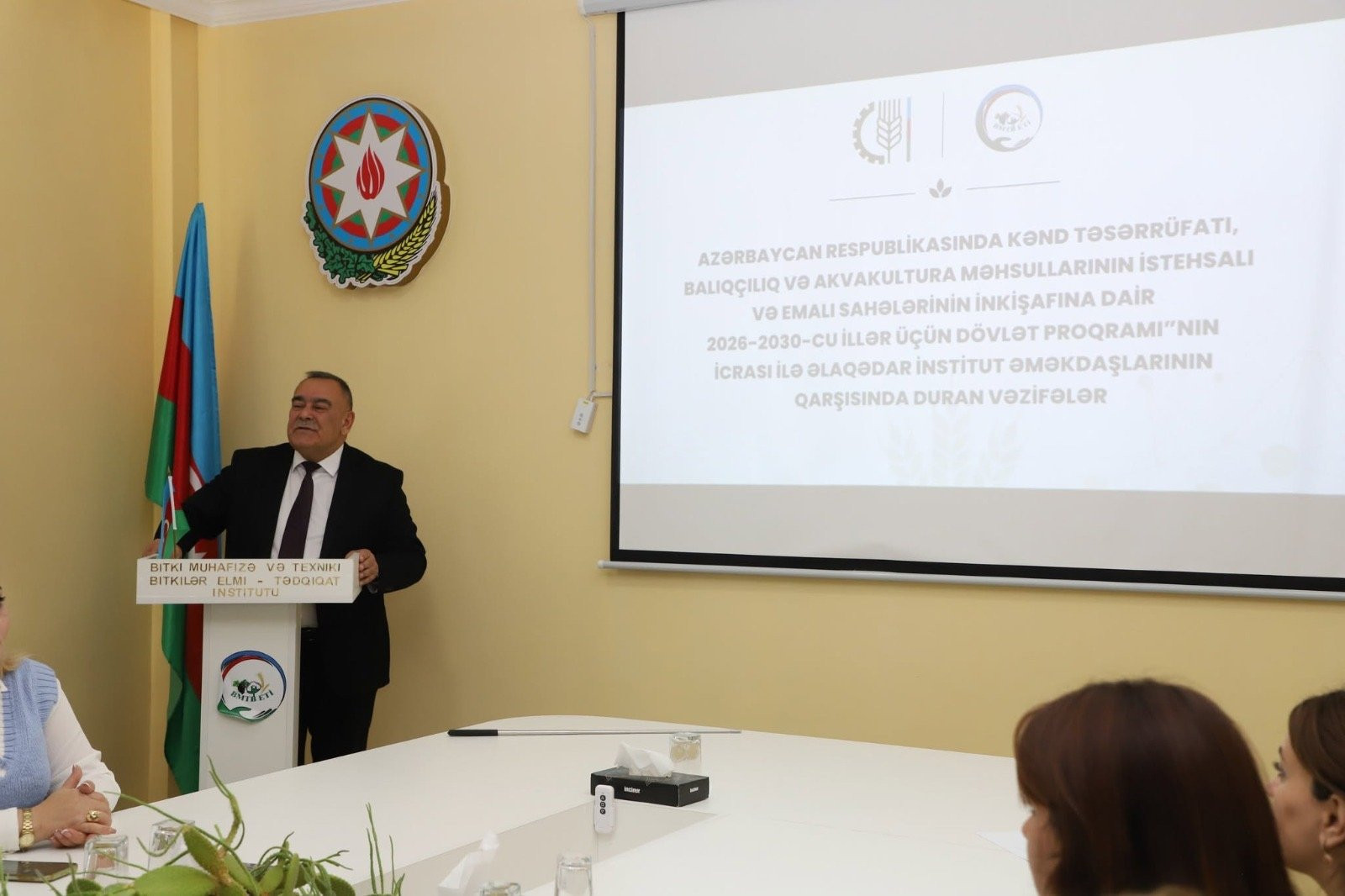 Bitki Mühafizə və Texniki Bitkilər ETİ-də Dövlət Proqramından irəli gələn vəzifələr müzakirə olunub