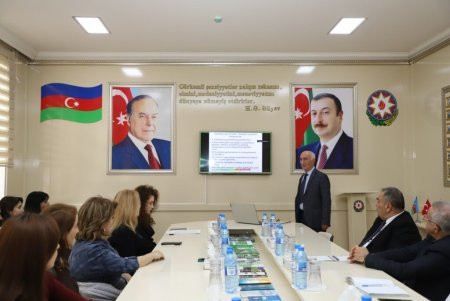 Bitki Mühafizə və Texniki Bitkilər Elmi-Tədqiqat İnstitutunda növbəti təlim keçirilib