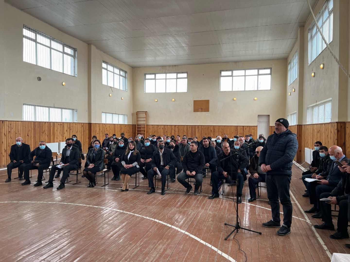 Füzuli RİH başçısı vətəndaşlarla növbəti görüşünü Birinci Zobucuq qəsəbəsində keçirdib