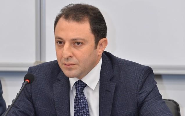 "Məktəblərlə bağlı qərar pedaqoji kollektivə də aiddir" - Təhsil nazirinin müşaviri