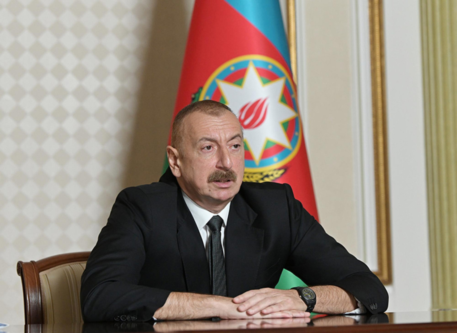 İlham Əliyev Nikol Paşinyanı təbrik etdi