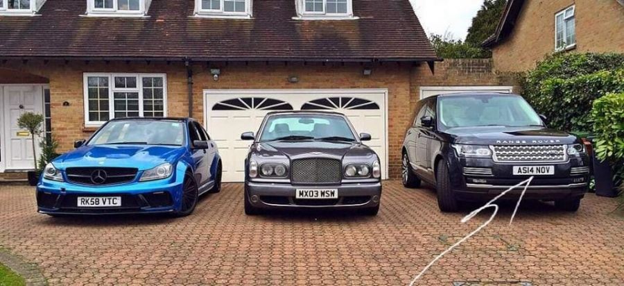 Rafiq Aslanovun oğlunun avtomobil kolleksiyası: Bentley, Range Rover, Mercedes... - FOTO